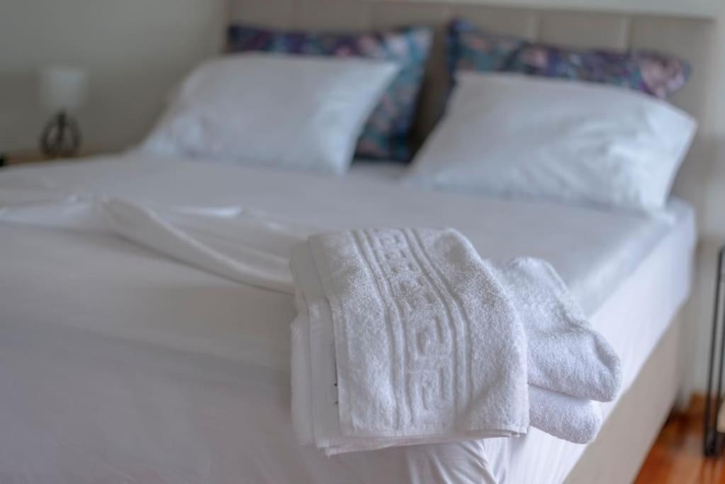 Mare Unul Apartment *